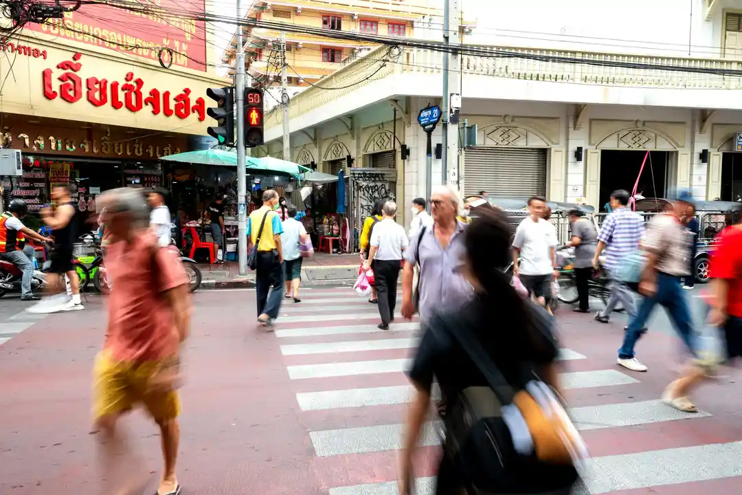 Yaowarat Road First-Time Guide photo 2