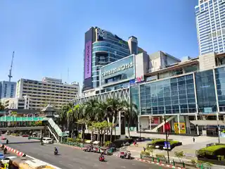 Central Bangkok business district around CentralWorld