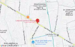 Map showing location of Mahat Thai station
