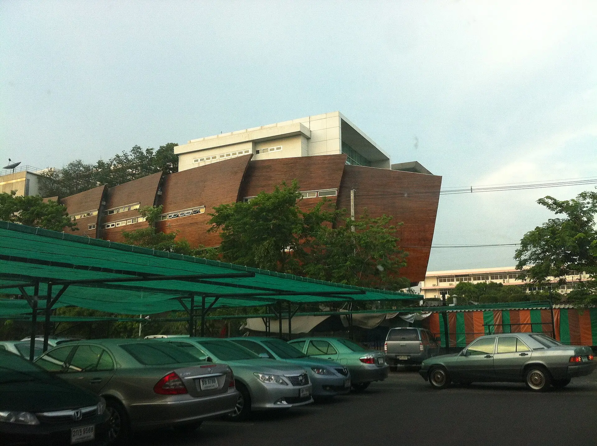 Saphan Sung