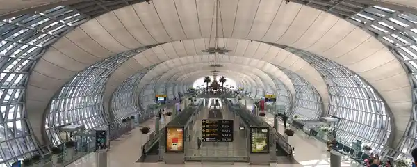 Modern Rail and Megacity Bangkok