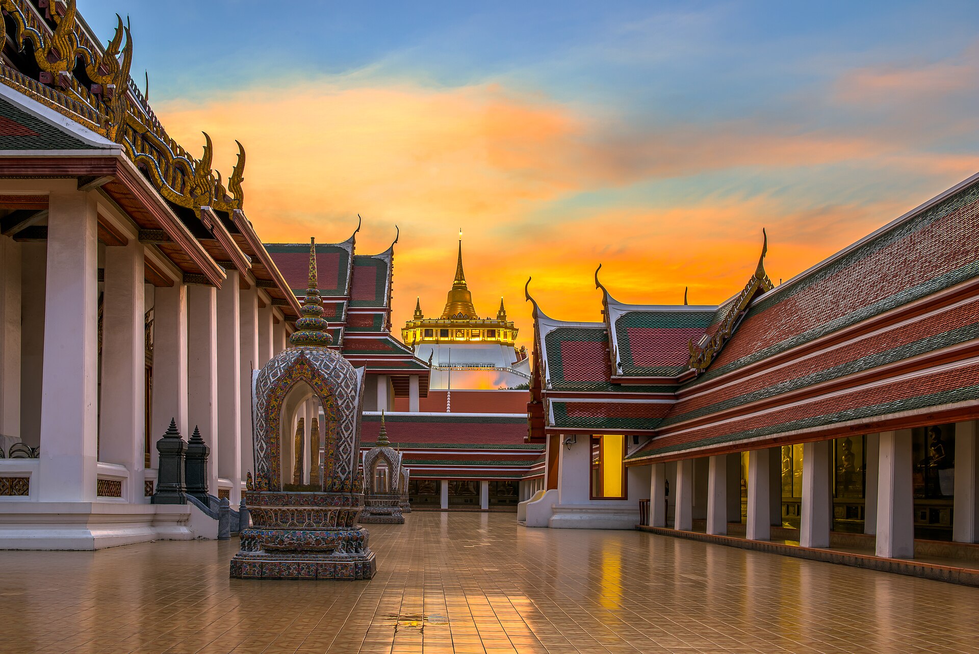 Wat Saket